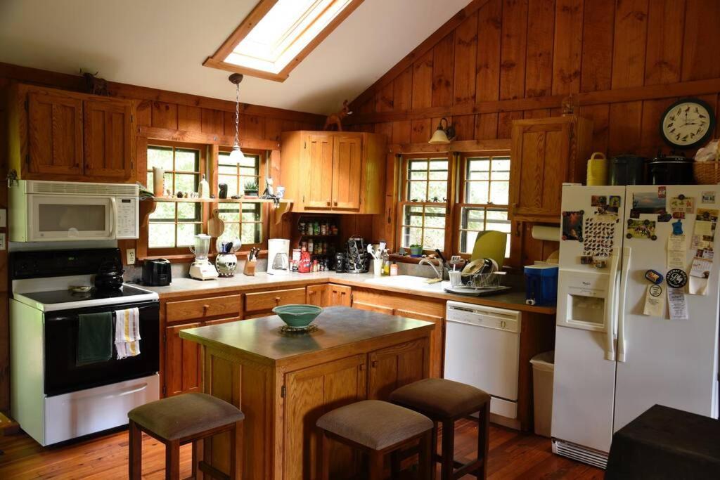 Fox Trot Cabin Meadows of Dan Екстериор снимка
